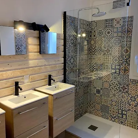 Holiday home La Baumiere 6 Personnes Cholet